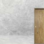 Puerta exterior de acero fresno modelo 49 Lisa con triple contacto antibarreta