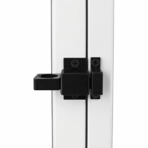 Ventana de abrir Aluminio Blanco Nexo Clásica — detalle del herraje (3)